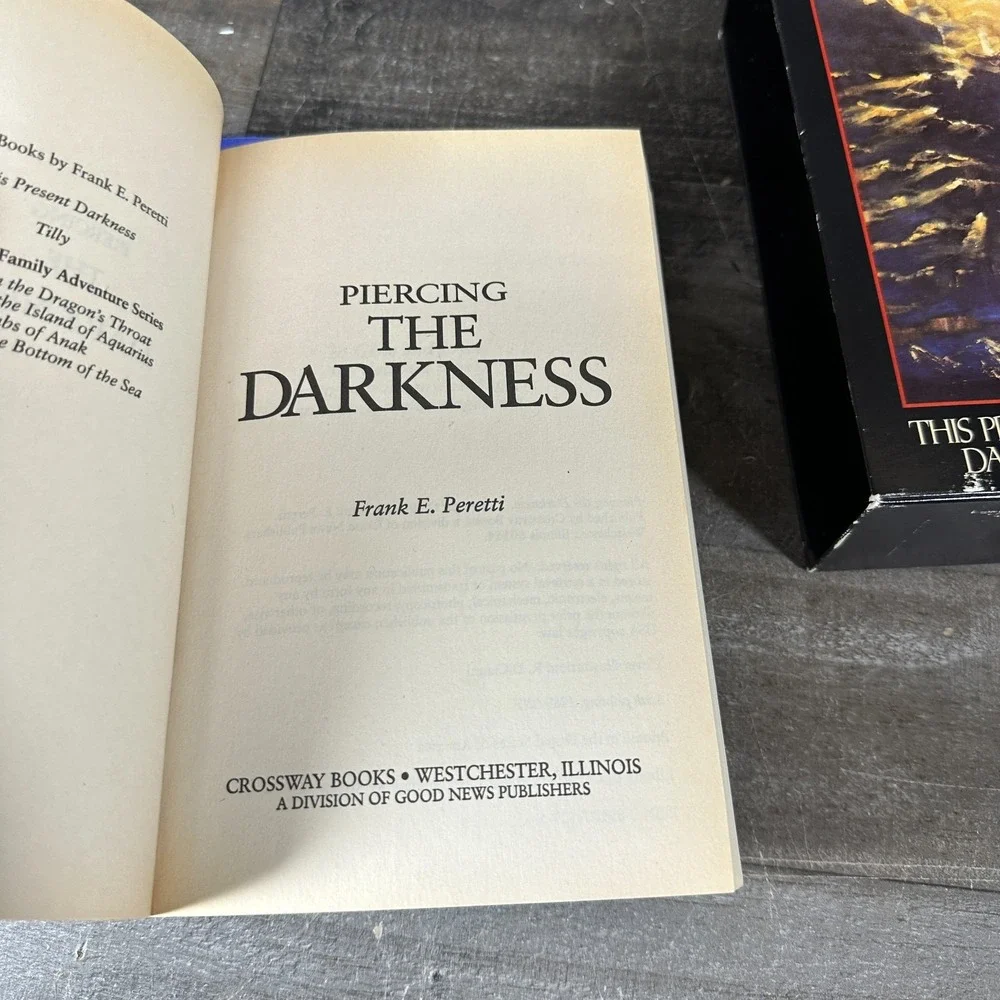 This Present Darkness & Piercing the Darkness Peretti 1991 Crossway Slipcase